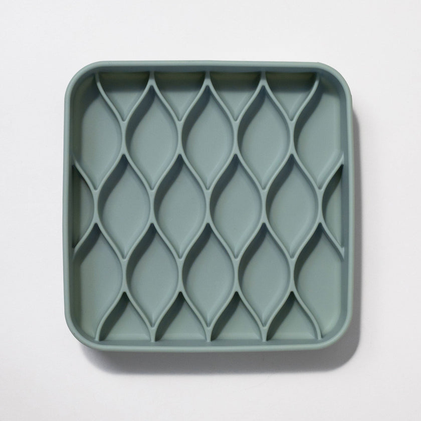 argyle slow feeder bowl - seafoam