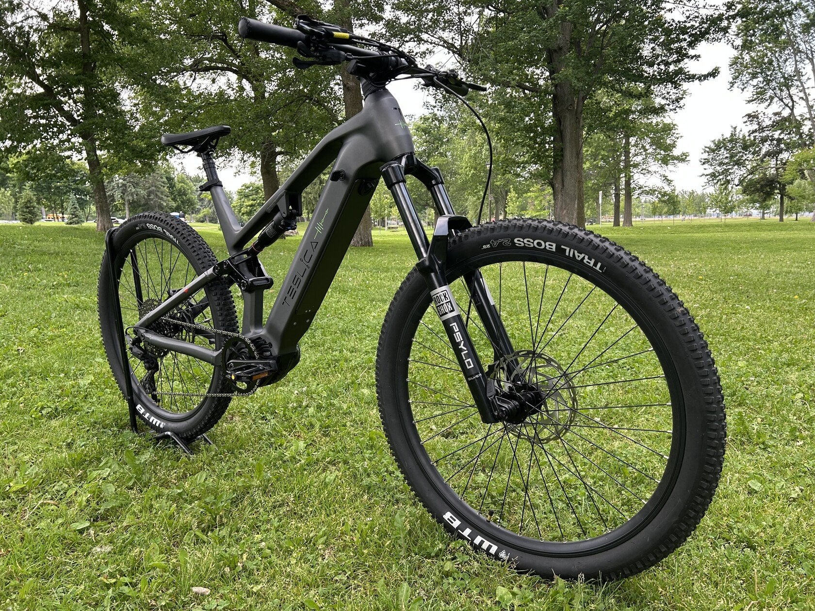 Triumph Mountain 500W eBike (E1H) | 32 Km/hr Top Speed | 120 Km Range