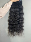 Tresses de cheveux humains bouclés bruts indiens « 100% non traités et naturels »