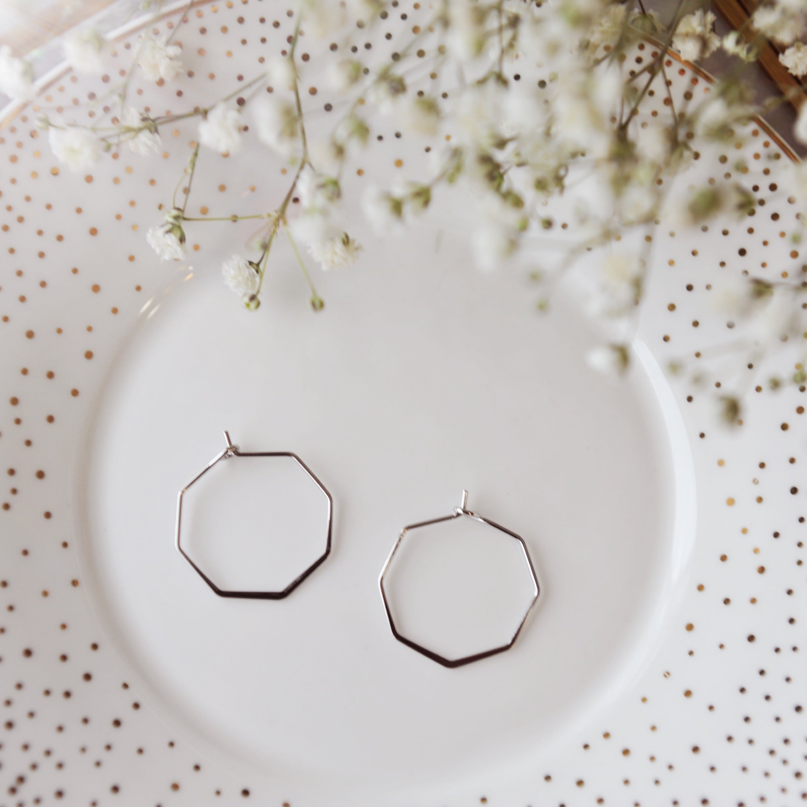 Hexagon Hoops