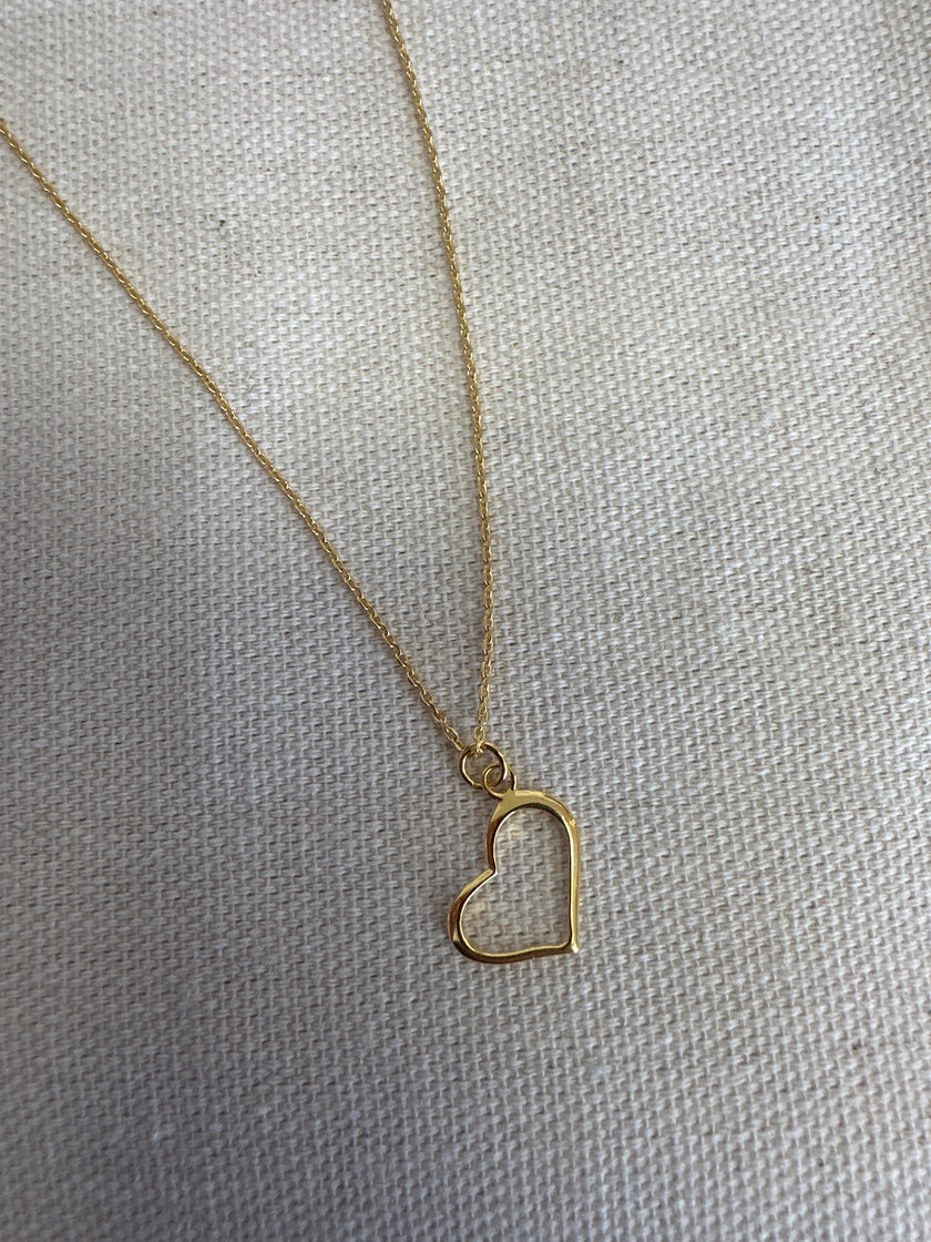 Standout Boutique Dainty Gold Necklace