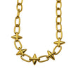 ELLINOR : Collier à breloques en forme de goutte de diamant, style industriel chic.