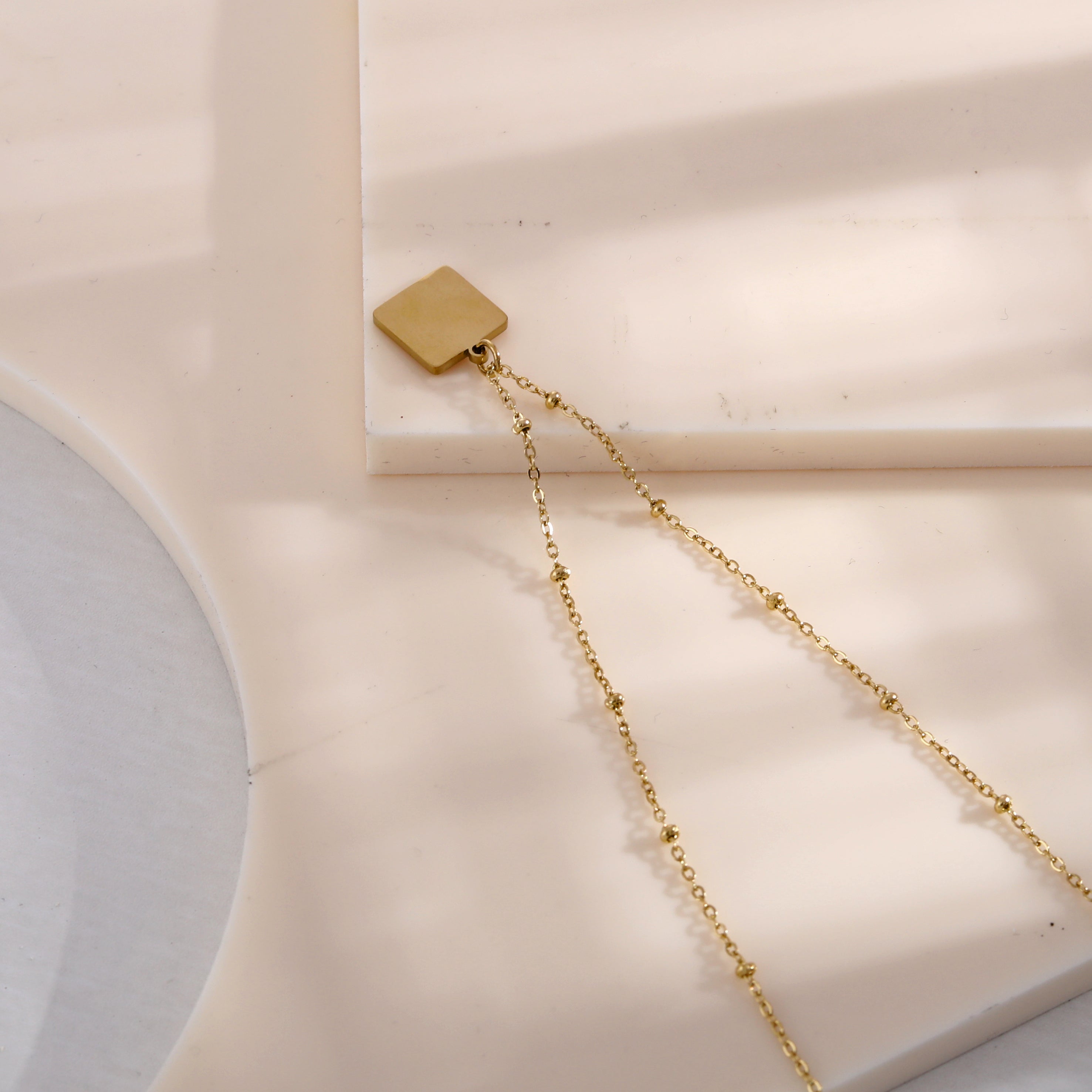 ELU Minimalist Metal & Shell Square Pendant Necklace