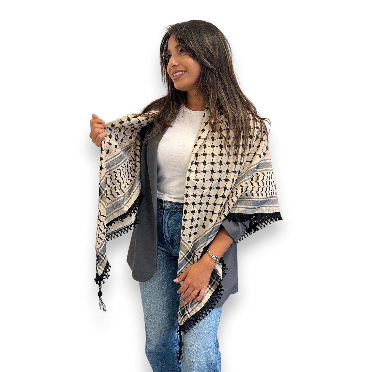 Echoes Kufiya – Earthy Beige · Black