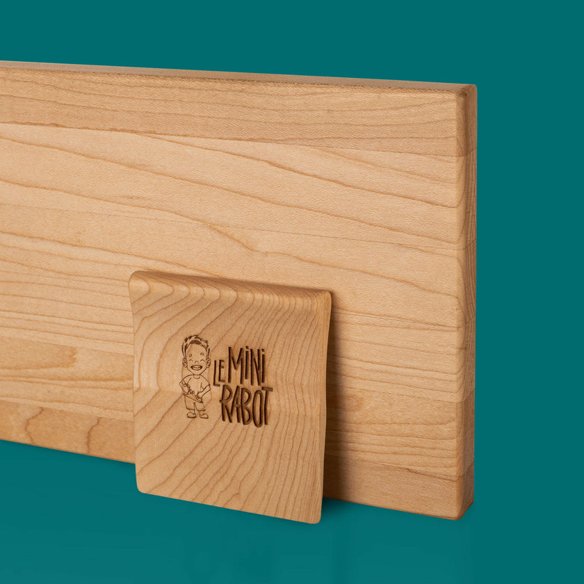 L’ensemble couteau et planche à découper en bois pour  enfant