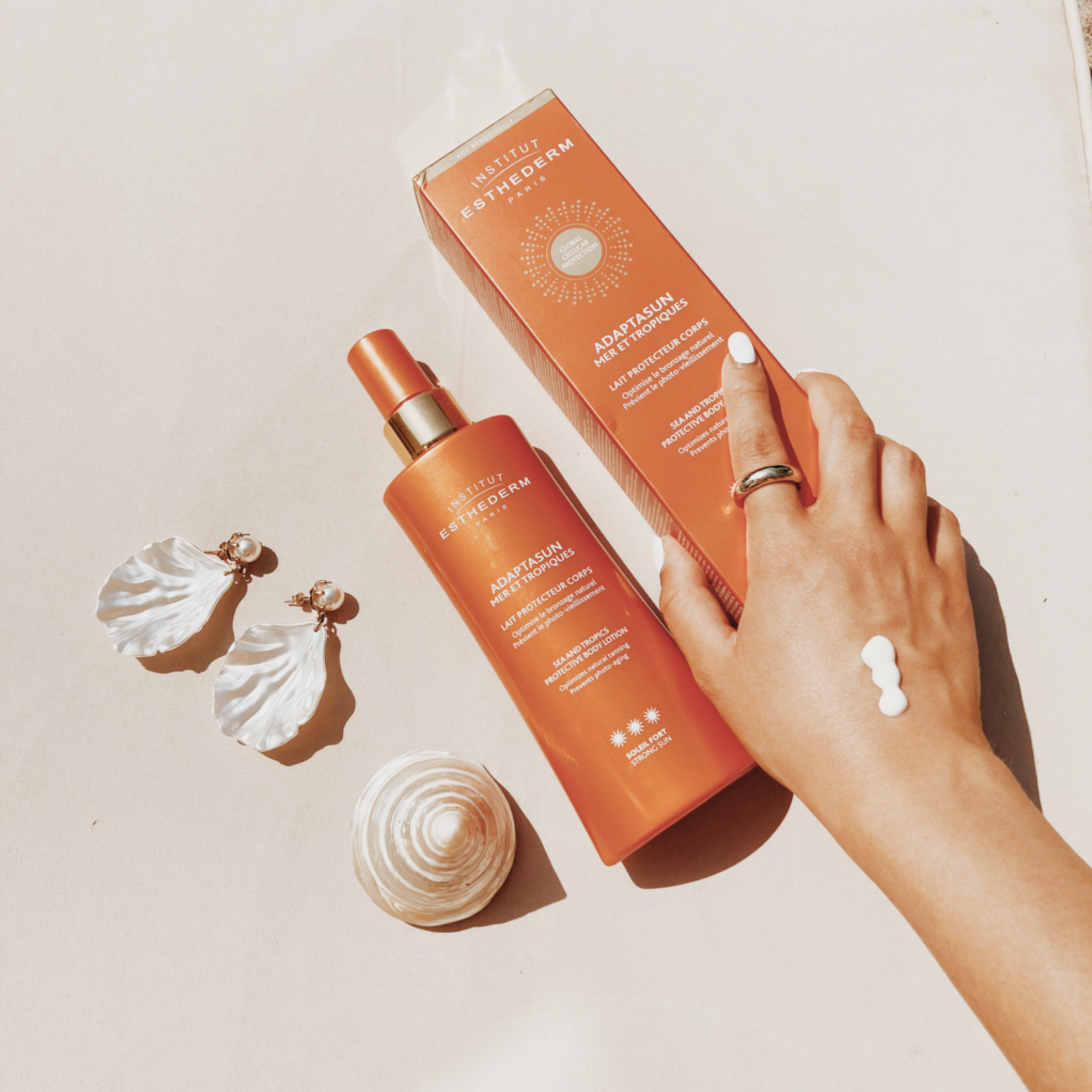Institut Esthederm Protective Body Lotion Sea and Tropics SPF 30