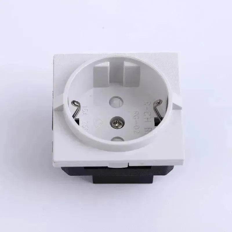European Standard Installation Of Inverter Power Socket Electrical Appliances