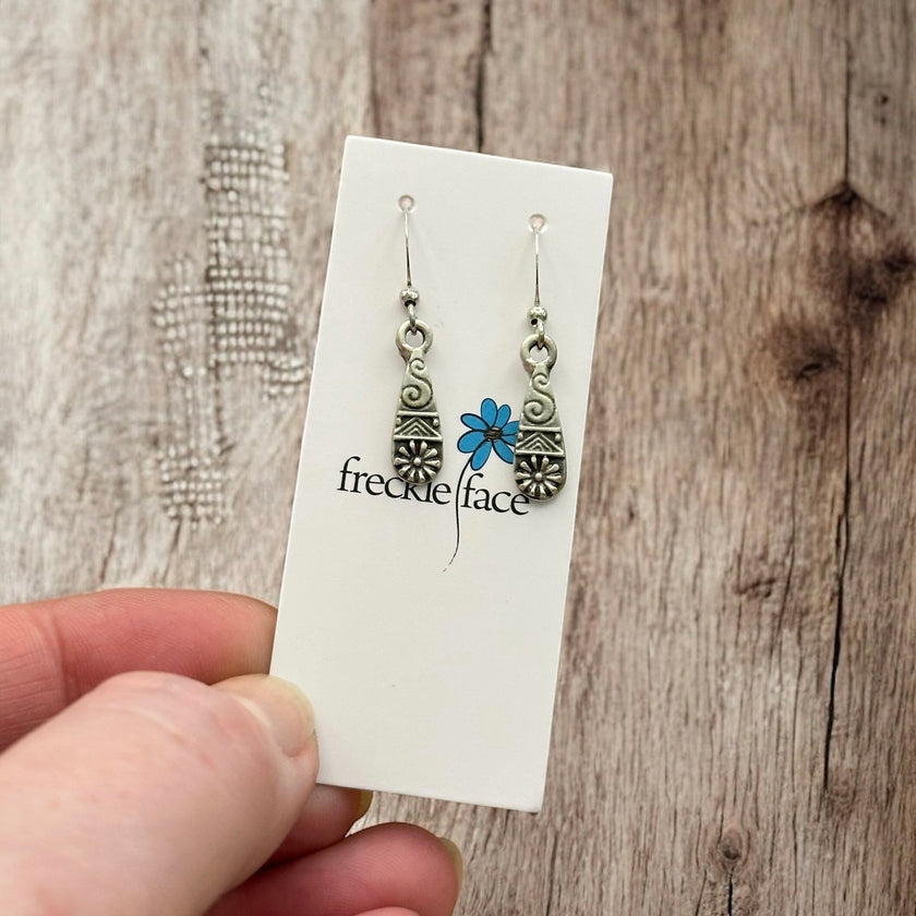 Detailed Drop Earrings