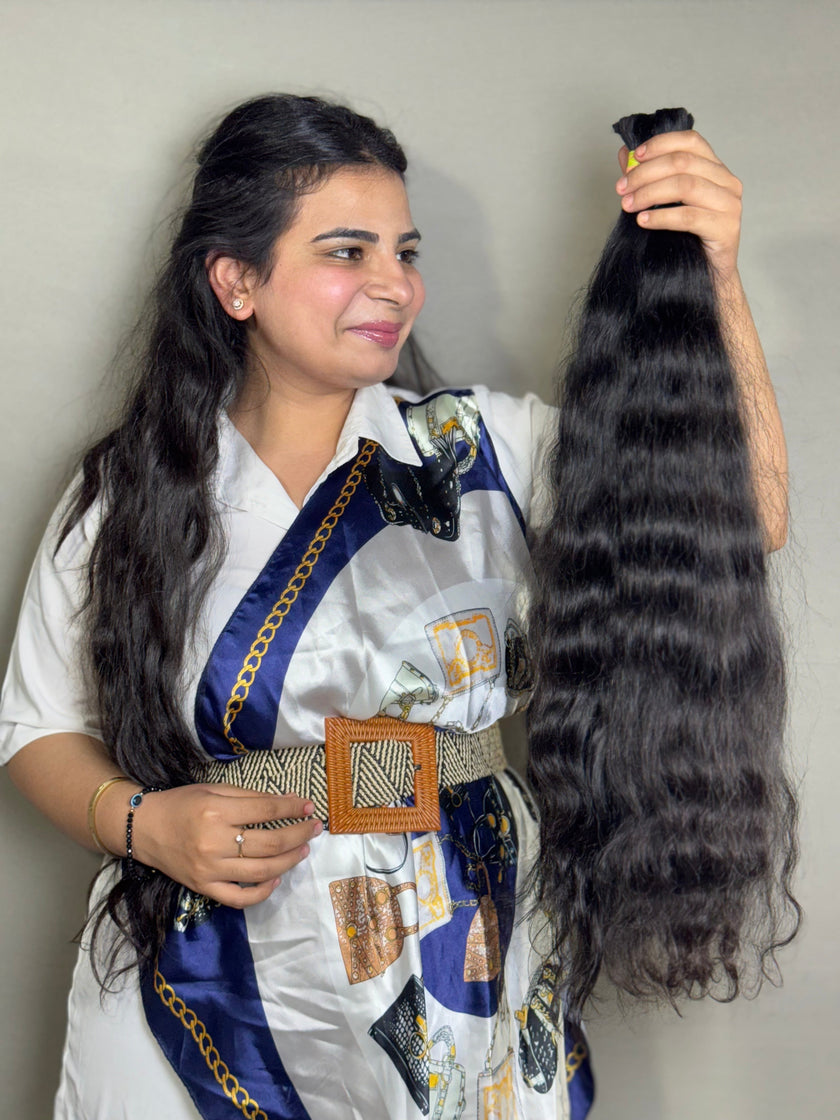 Cheveux en vrac, bouclés, de qualité supérieure, originaires d'Inde.