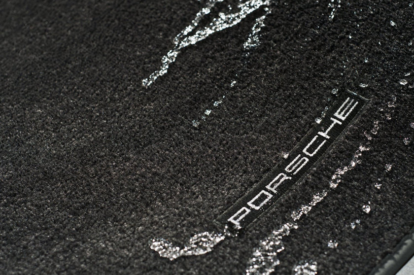 GYEON Q² Fabric Alcantara Coat