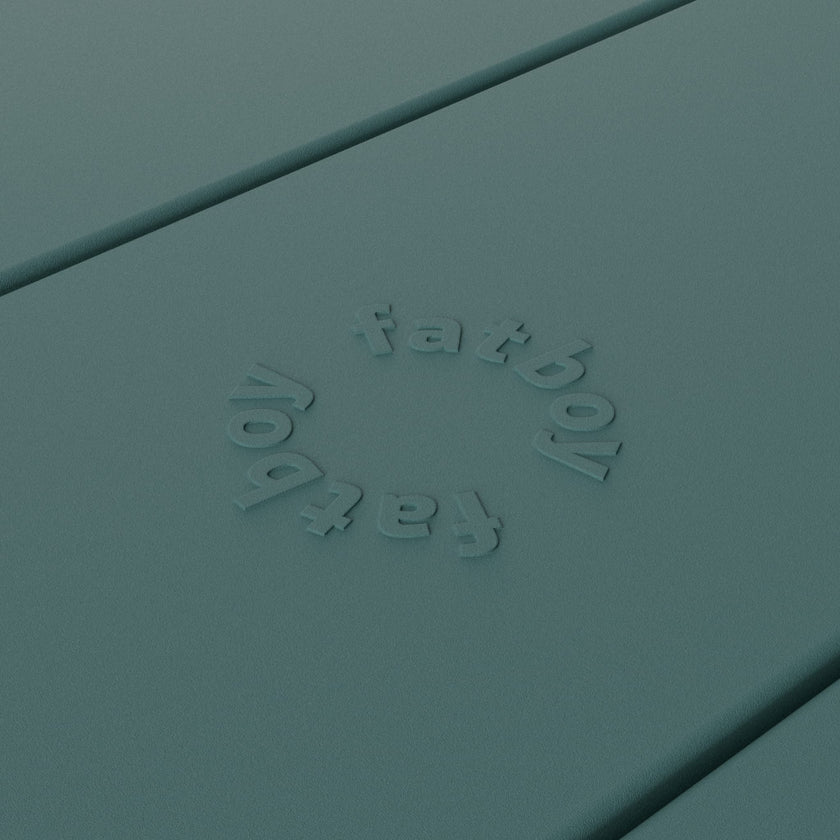 Fred's Bistro Set<br> 1 Round Table + 2 Chairs