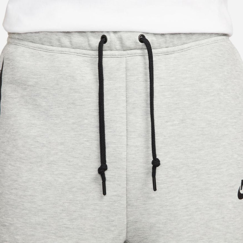 M NK TCH FLC SHORT FB8171-063