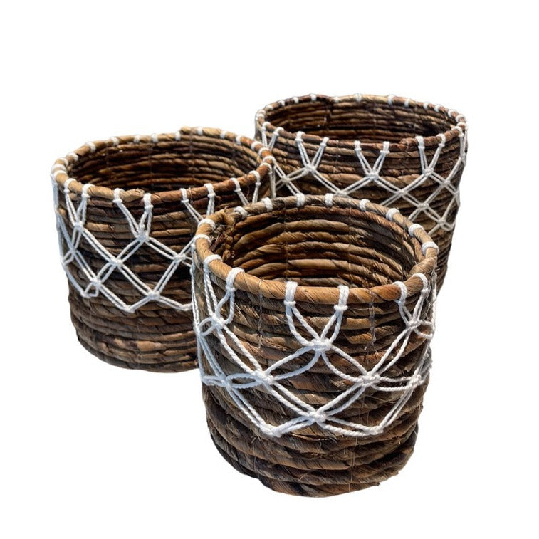 Banana Leaf & Macrame Diamond Planter Basket