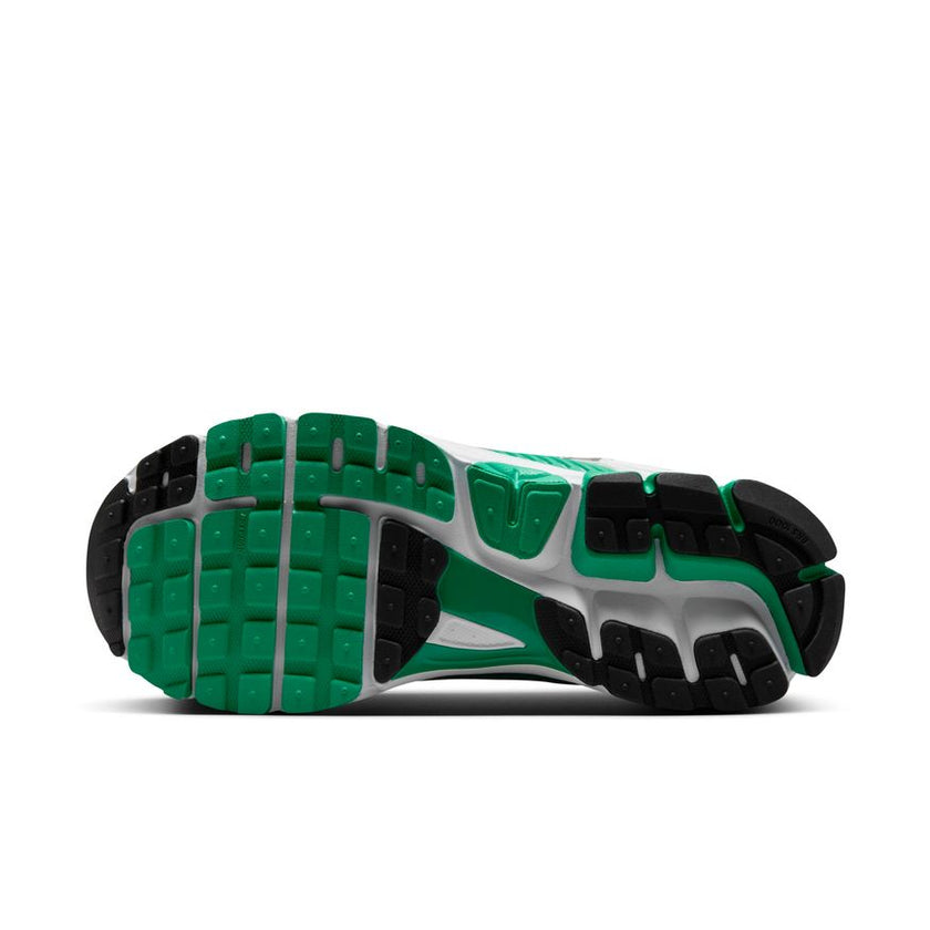 W Nike Zoom Vomero 5 FJ2028-102