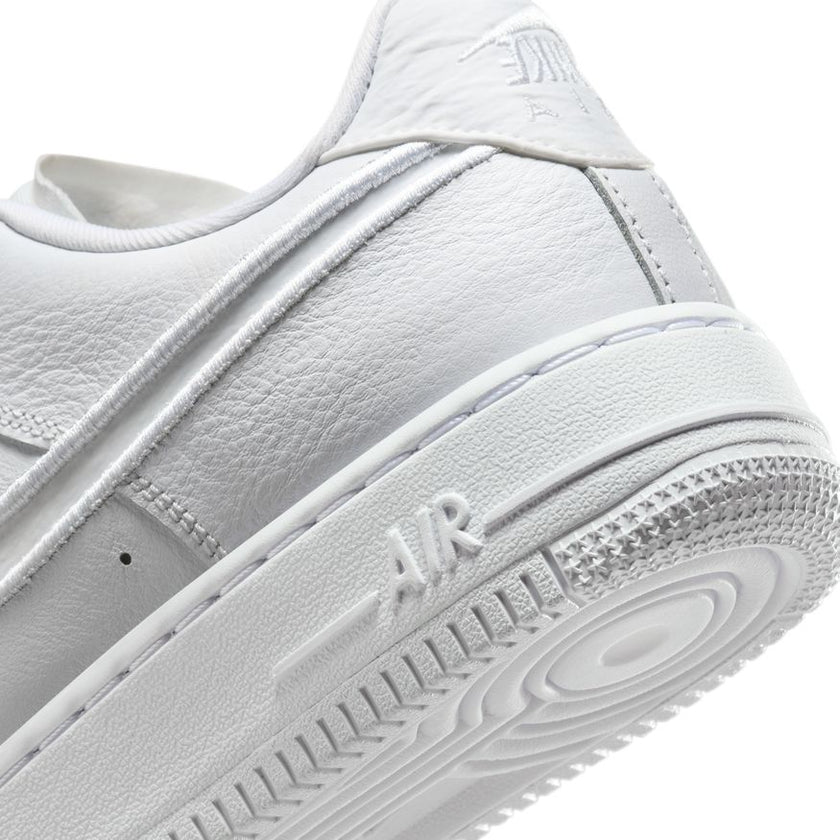 W Nike Air Force 1 Dance FJ7409-101