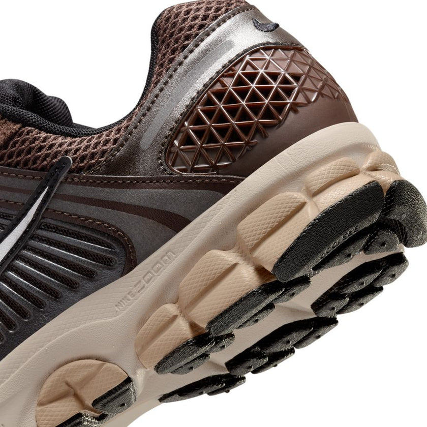 W Nike Zoom Vomero 5 FN6742-201