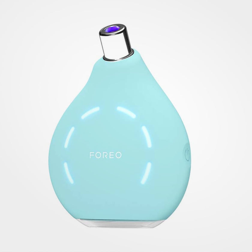 FOREO KIWI Blackhead Remover Pore Vacuum with Blue LED Light - Arctic Blue