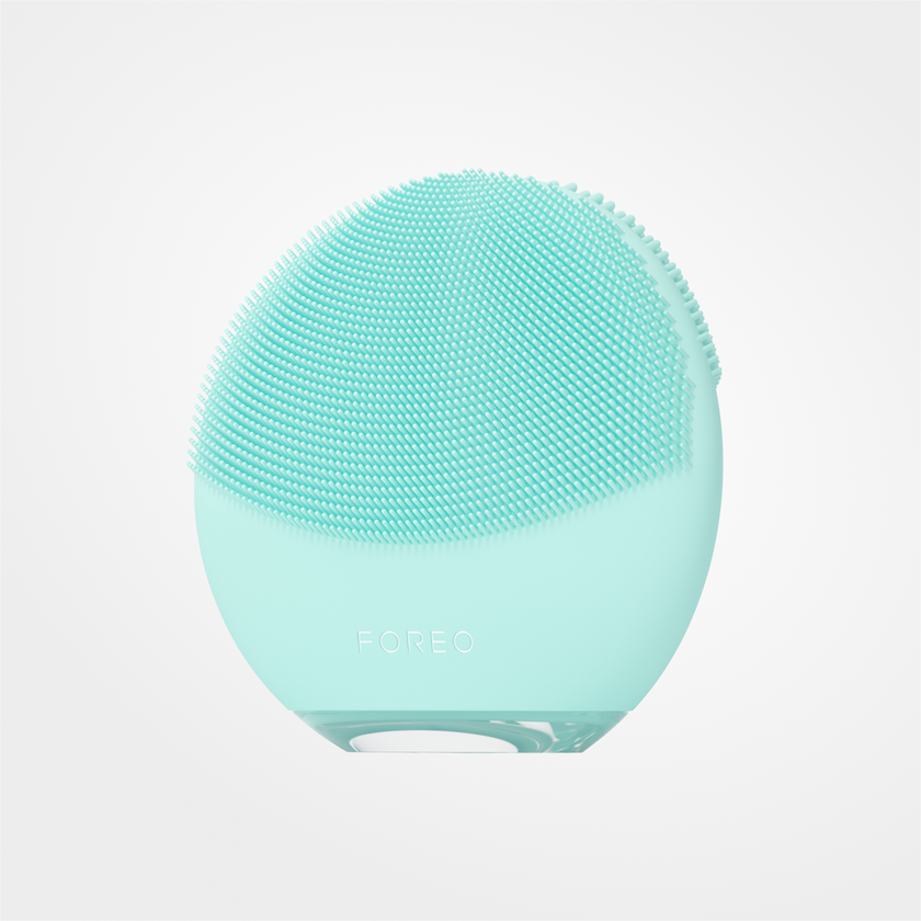 FOREO LUNA 4 Mini Facial Cleansing Massager - Arctic Blue