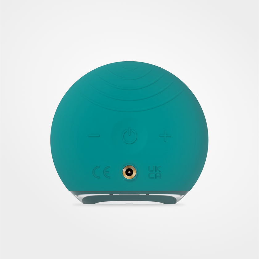 FOREO LUNA 4 Go Facial Cleansing and Massaging Device - Evergreen