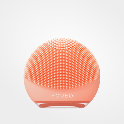 FOREO LUNA 4 Go Facial Cleansing and Massaging Device - Peach Perfect