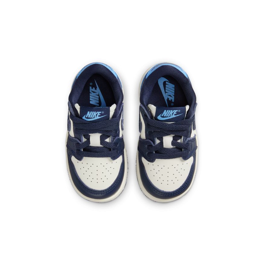 Y Jordan 1 Retro Low 