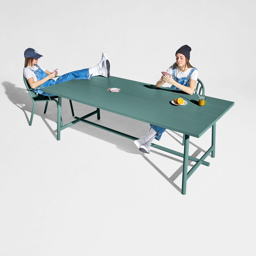 Fred's Table<br> 6 to 8-places