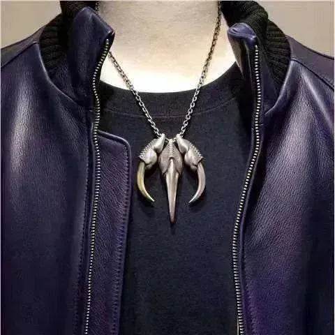Fashion Retro Jack Dragon Claw Copper Pendant