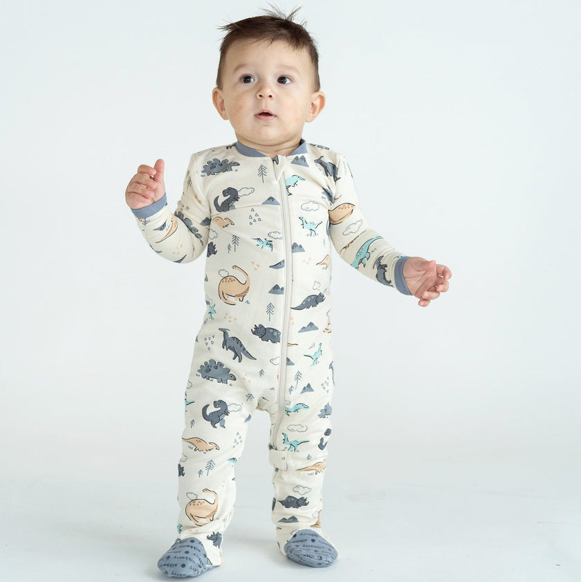 Pyjama en polaire de bambou avec fermeture éclair double sens (motif Dino Delight)
