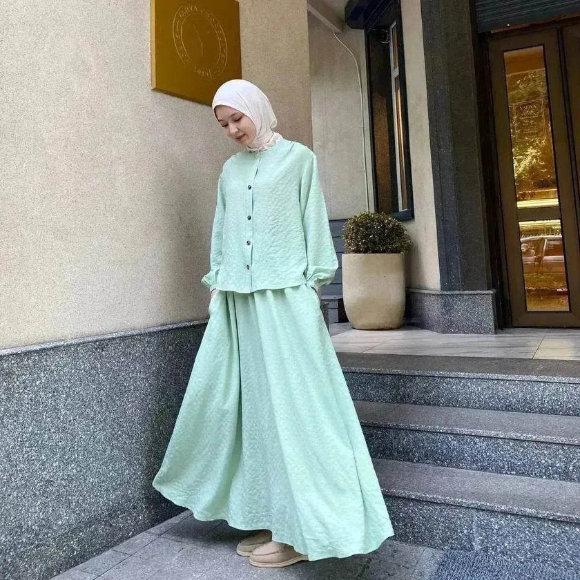 Foreign Trade Women's Clothing Arab  New Fashion Long Sleeve Skirt Suit Two piece set.
