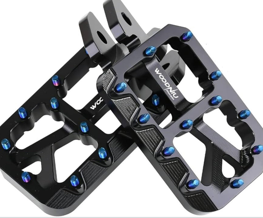 Foot pegs