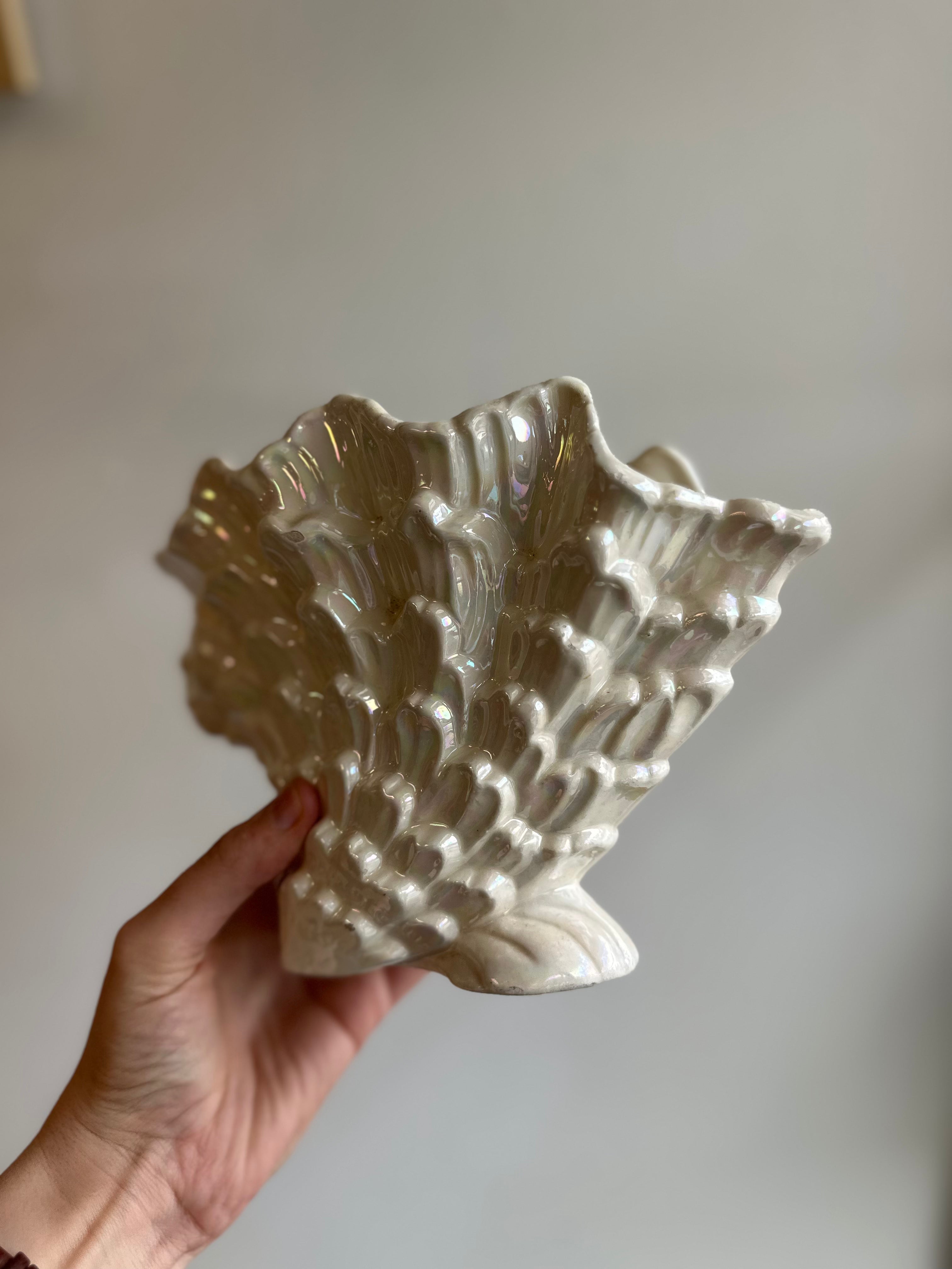 Shell Shape Vase Vintage 1980s Maddeaux White Pearl Lustre Glaze Shell Shaped Vase ...