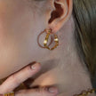 Boucles d'oreilles créoles ondulées GIZA 'Shape & Form'
