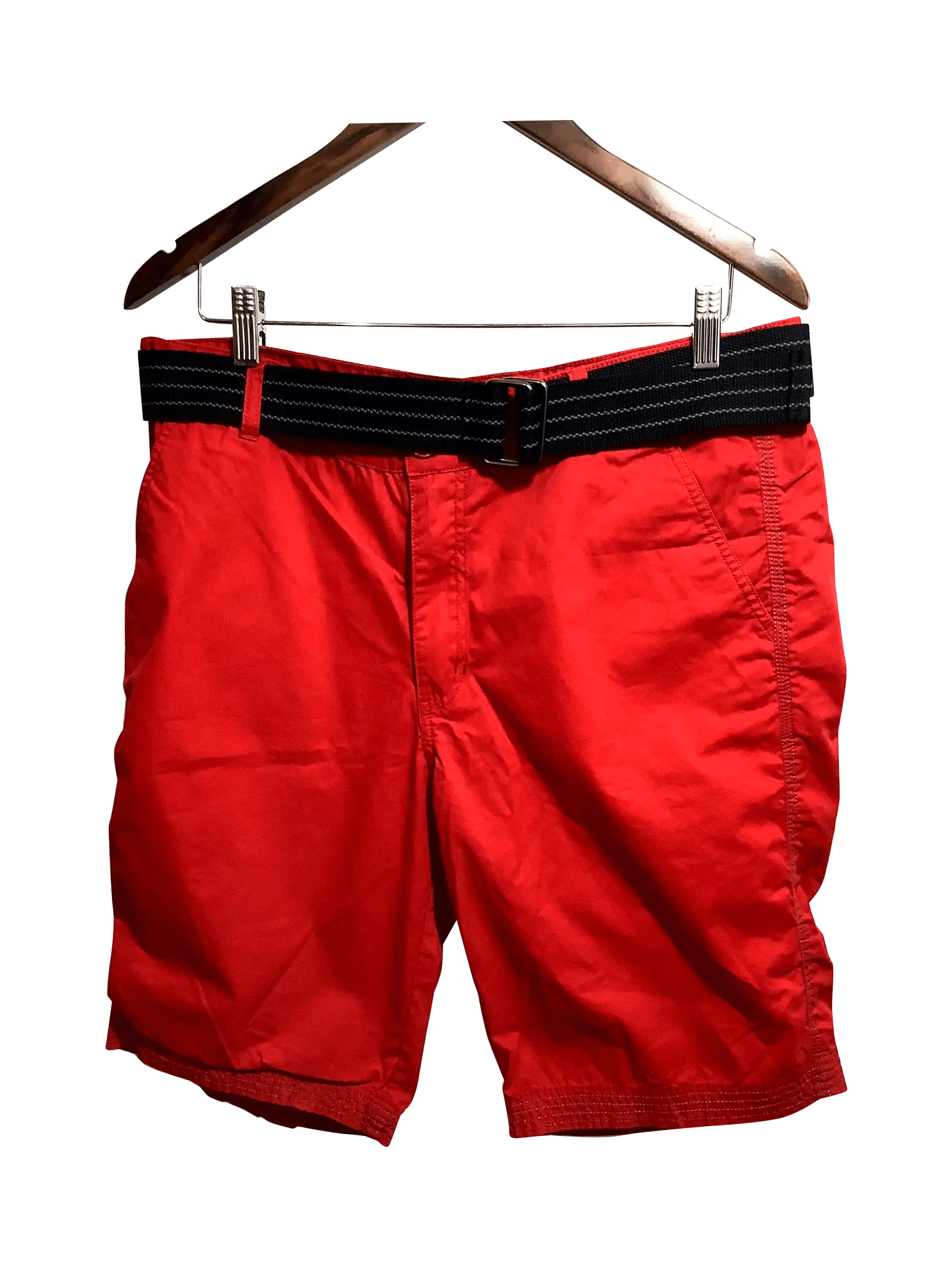 GUESS Regular fit Pant Shorts in Red  -  34