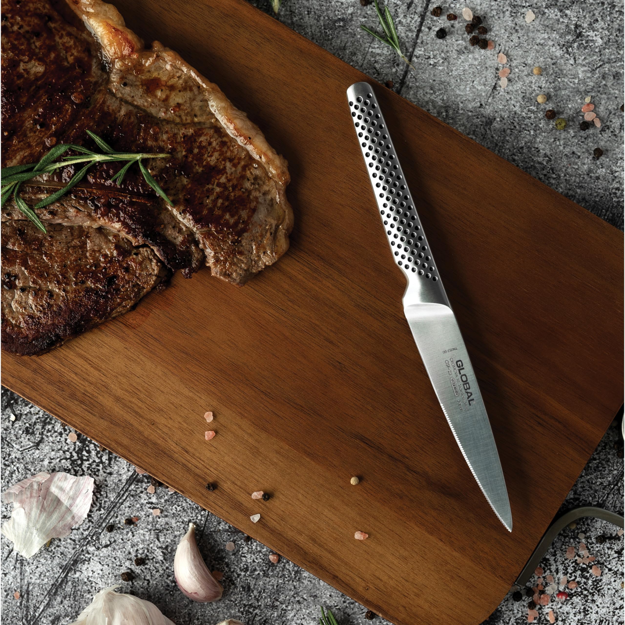 Global - Couteau à steak dentelé 11cm/4.25