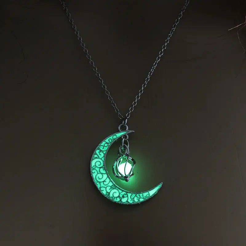 Glowing Pendant Necklaces Silver Plated Chain Necklaces