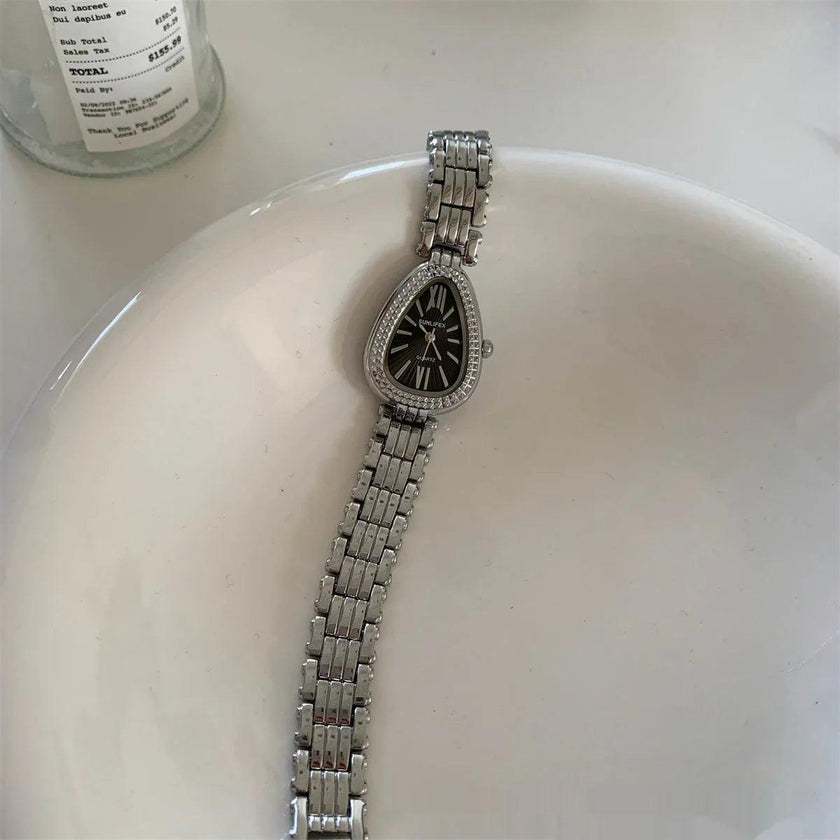 Golden Snake Head Gorgeous Chain Watch Women