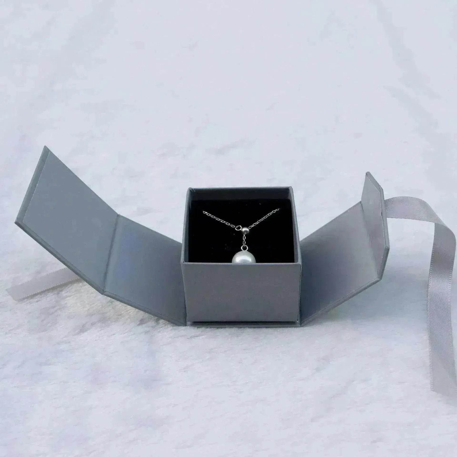 Gray White Ribbon Bowknot Jewelry Box