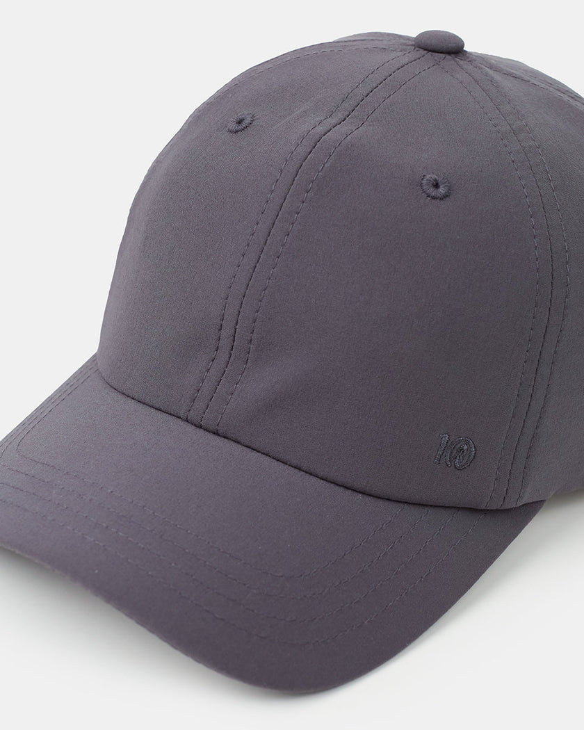 InMotion Peak Hat
