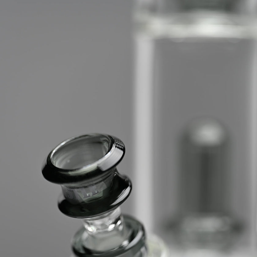 Double Showerhead (18″) Innovative Beaker Bong