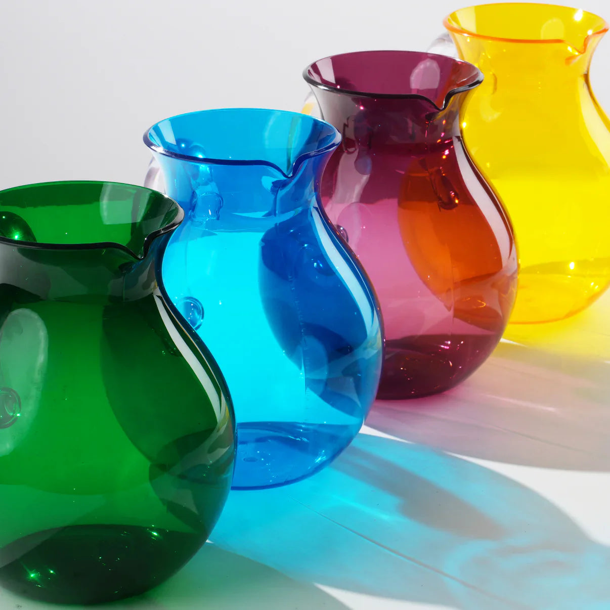 Guzzini - Dolcevita - Carafe (en forme de ballon) | 68 oz