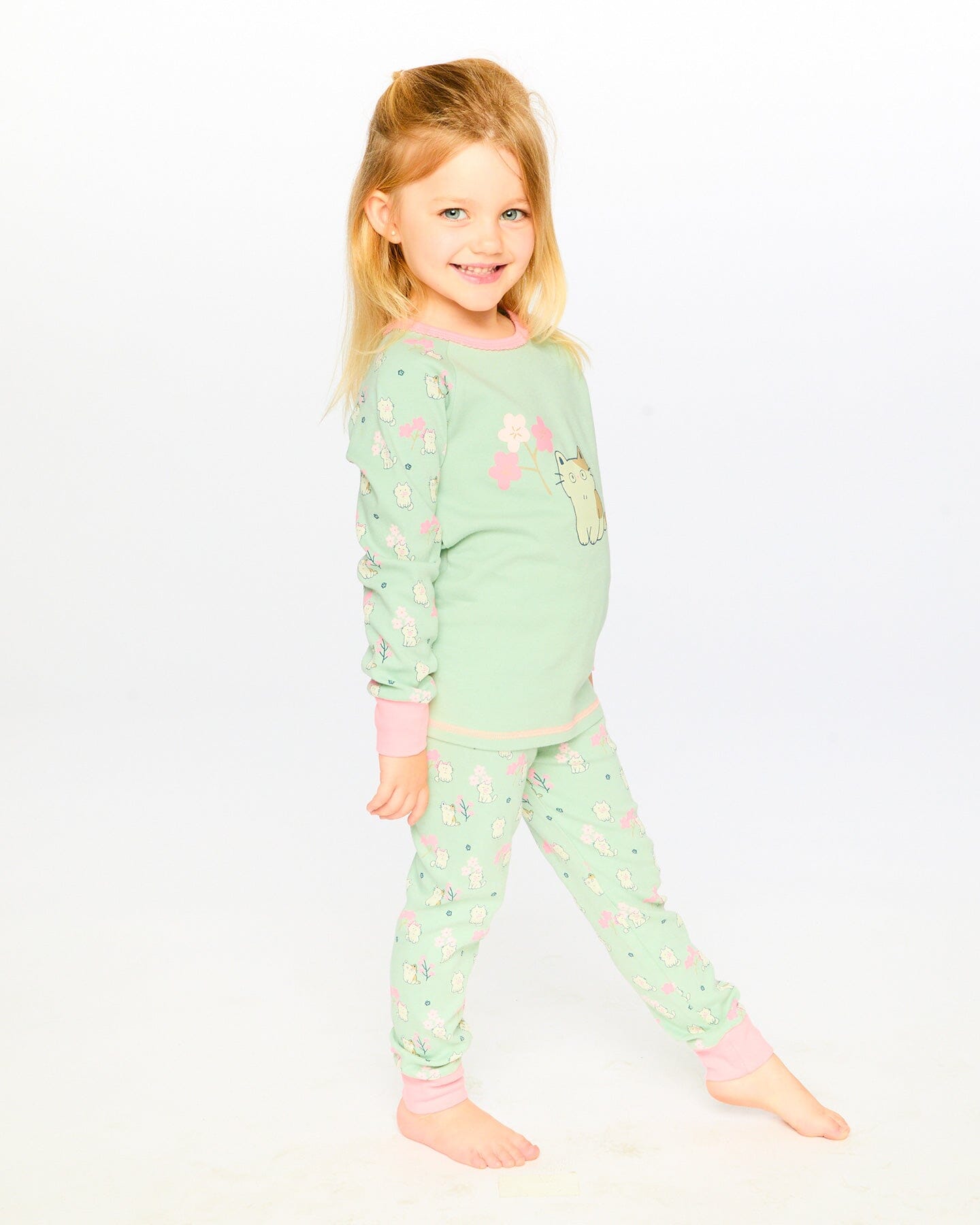 Organic Cotton Two-Piece Pyjama Set Green Kitten Print