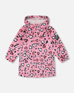 Pink raincoat with color-changing hearts