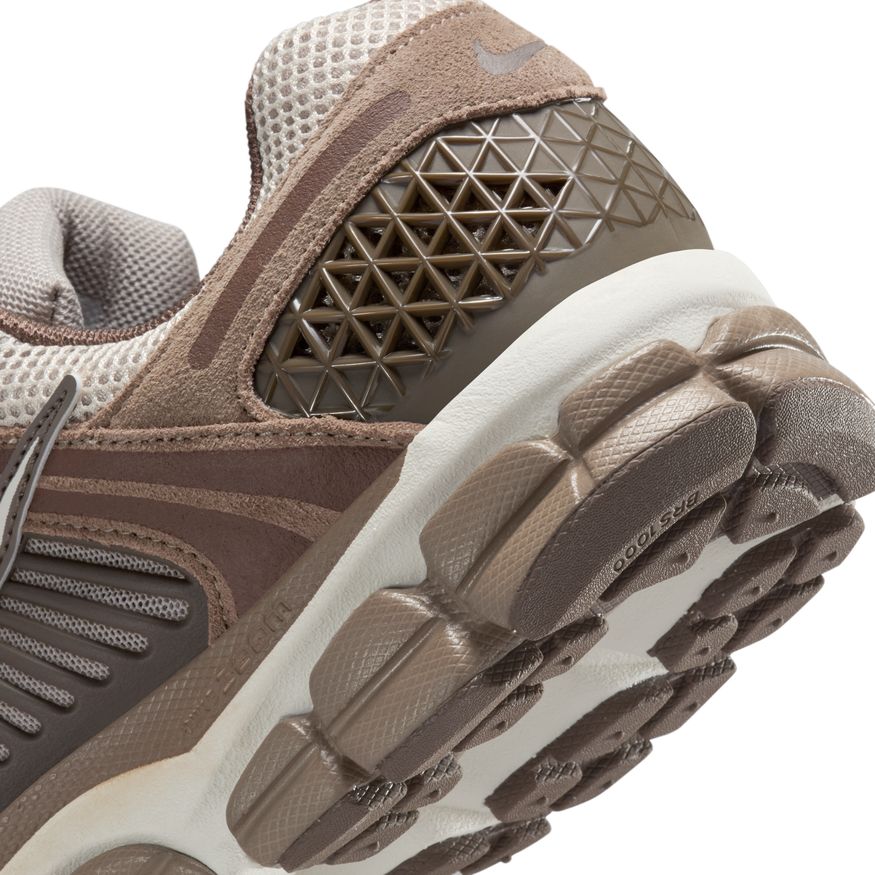 M Nike Zoom Vomero 5 HF1553-004