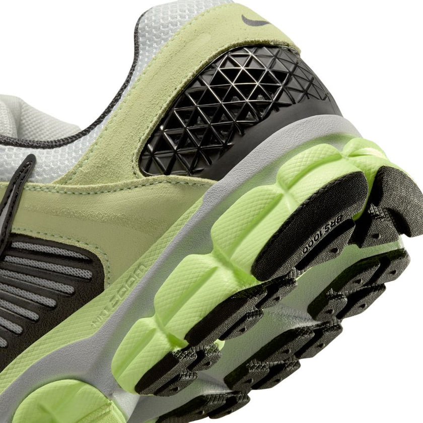 M Nike Zoom Vomero 5 HF1553-700