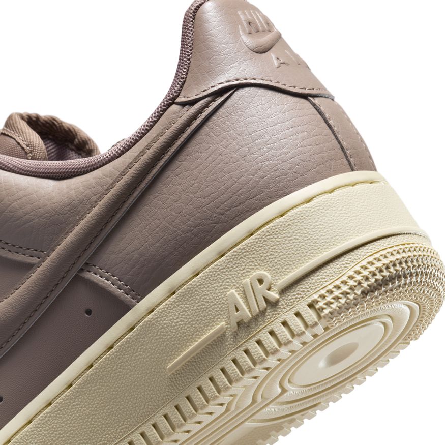 W Nike Air Force 1 '07 HF2014-200
