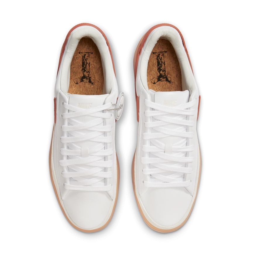 Nike Blazer Phantom Low HF3119-100 (taille M)