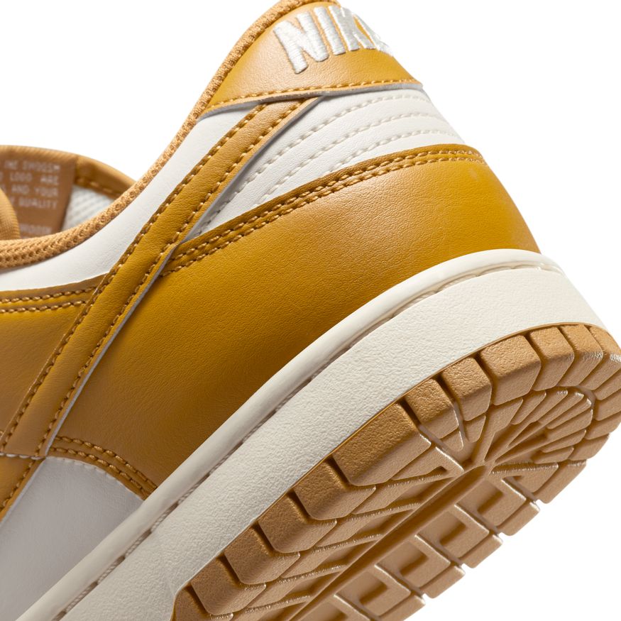 Nike Dunk Low Retro HF5441-108 (taille M)