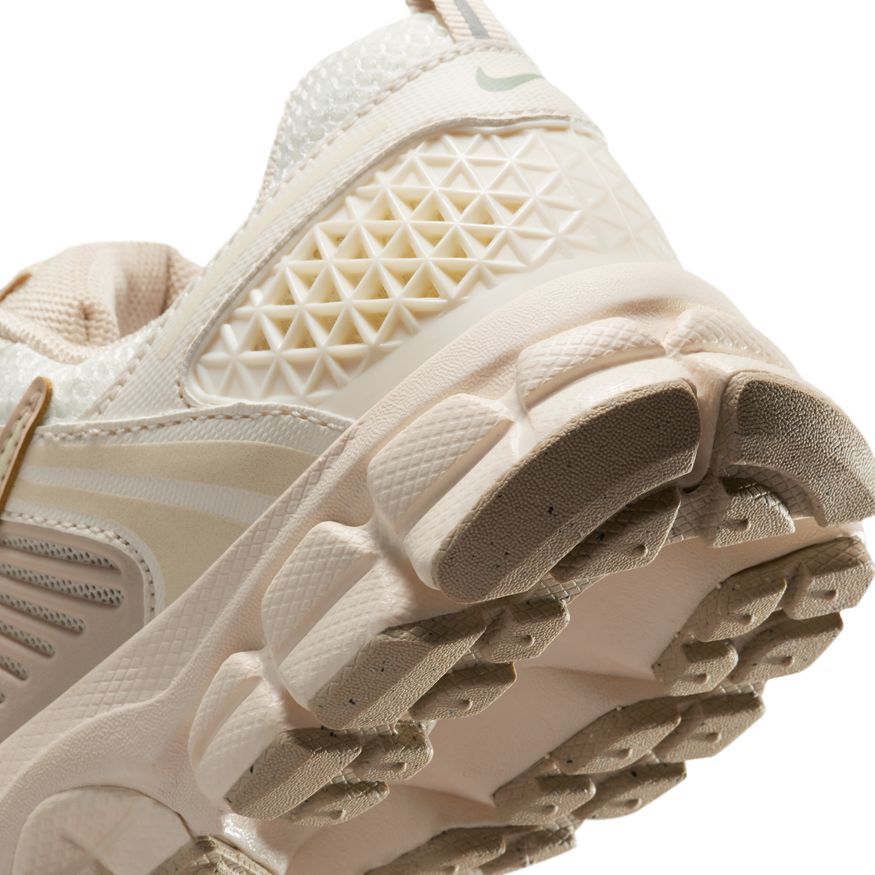 Nike Vomero 5 HF6998-106