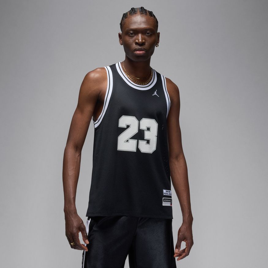 M Jordan Essentials HF9375-010