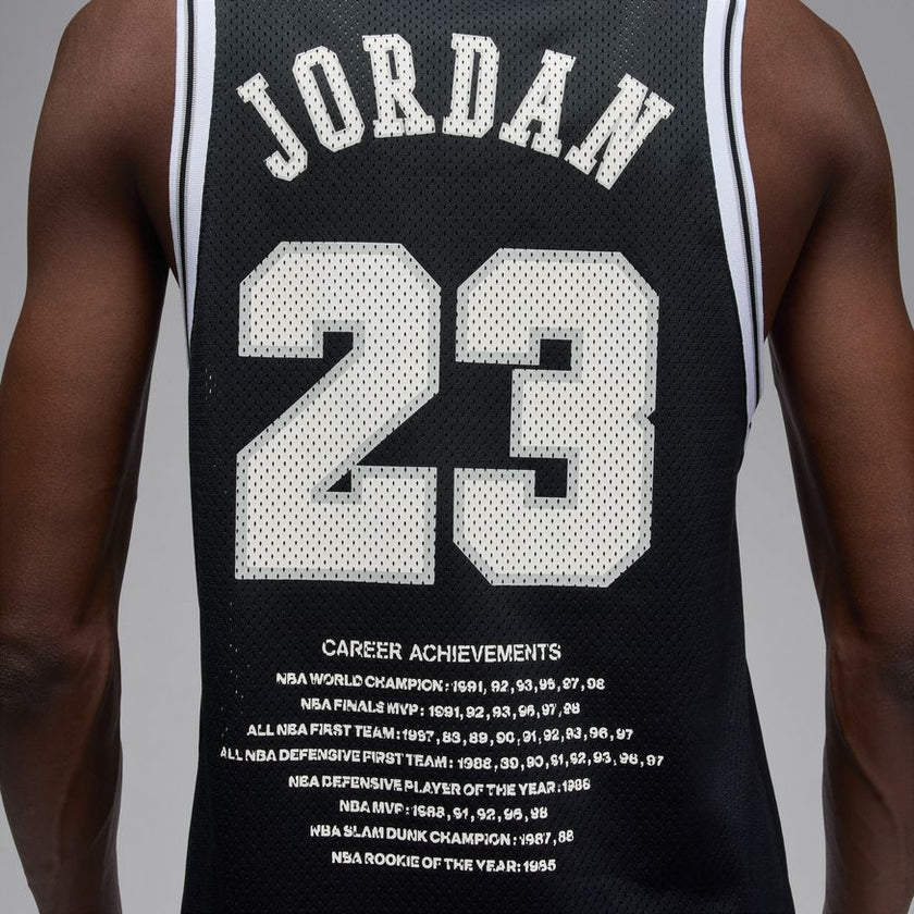 M Jordan Essentials HF9375-010